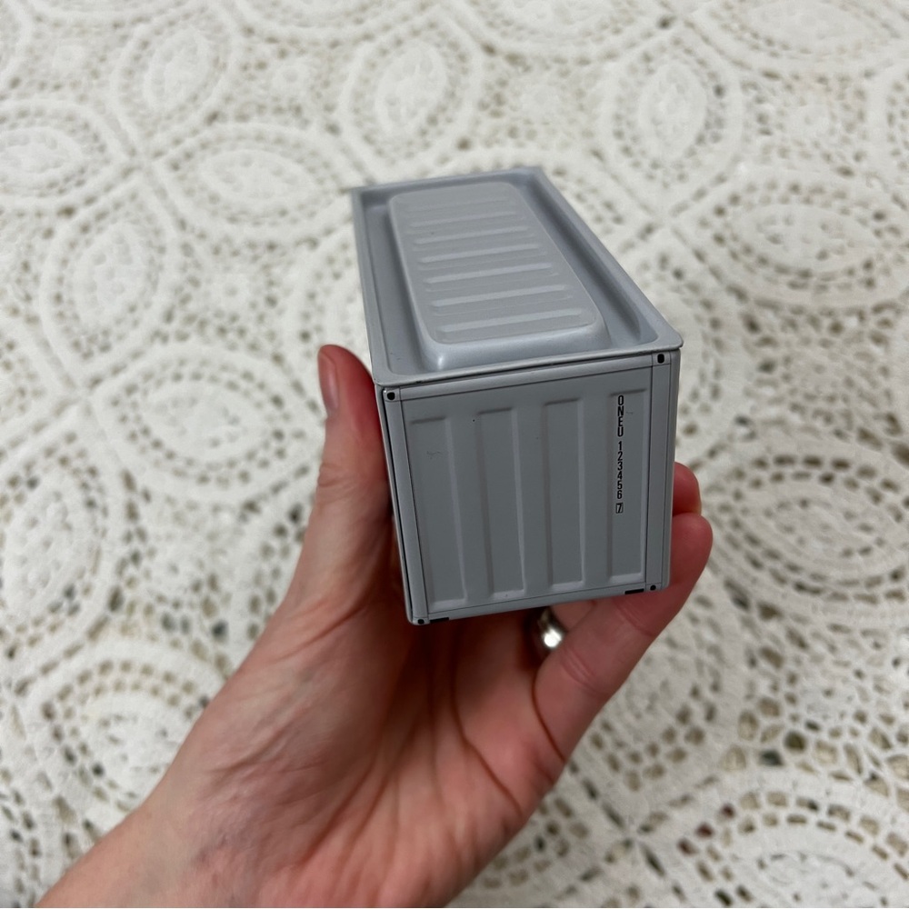 Tiny container tin - Picture 6 of 11
